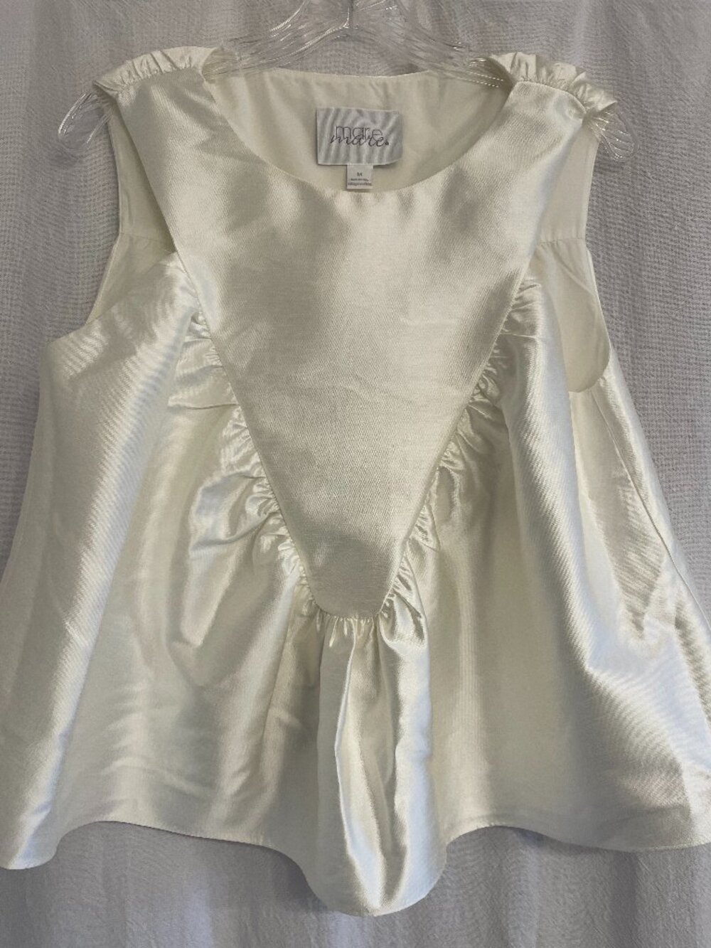 Mare Mare cream colored sleeveless top, size Medium